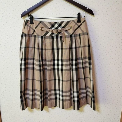 Falda plisada Burberry, color beige Foto 1 de 4