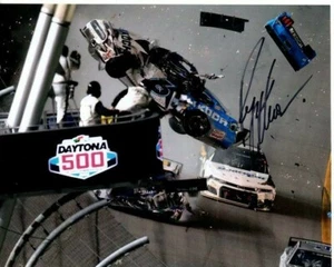 Foto autografiada por Ryan Newman 8x10 NASCAR DAYTONA 500 CRASH - Imagen 1 de 1