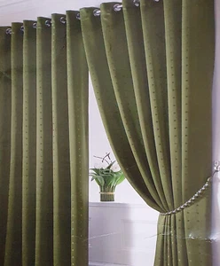 Cortinas forradas de 66"" x 54"" verdes listas para ojales tejidas a cheque Dobbie - Imagen 1 de 2