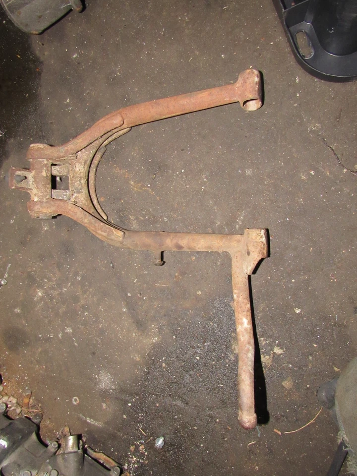 Honda CB450 1973 soporte central Foto 1 de 1