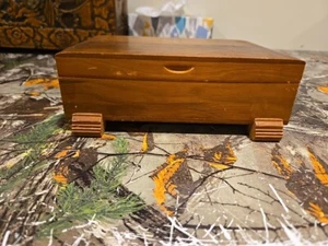 Vintage Footed Wooden Art Deco Dresser Jewelry Trinket Box - Picture 1 of 8
