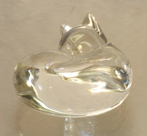 Signed STEUBEN Crystal Art Glass CAT Hand Cooler Curled Up Sleeping Vtg Figurine - Picture 1 of 9