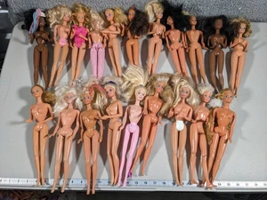 Gran Lote (20) Muñecas Barbie Steffie De Colección y más - Imagen 1 de 7