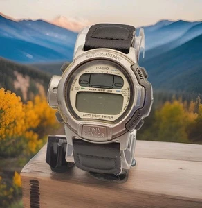 RARE VINTAGE Casio Pathfinder PAL-200 ALTI-THERMO TWIN SENSOR WATCH FOR PARTS - Picture 1 of 10
