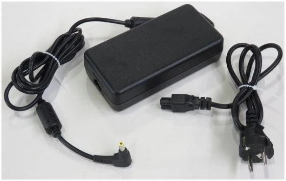 Fujitsu ADP-150WB B 150Watt 19V 7,89A für Celsius H720 H730 H760 - Bild 1 von 1