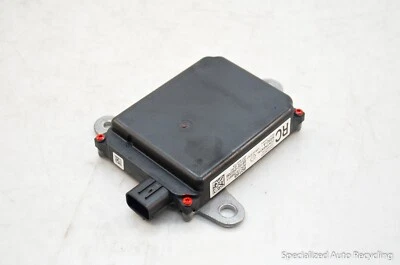 Módulo de control Lexus RC350 2015 Lane Assist ID 88162-0W200 OEM Foto 1 de 4