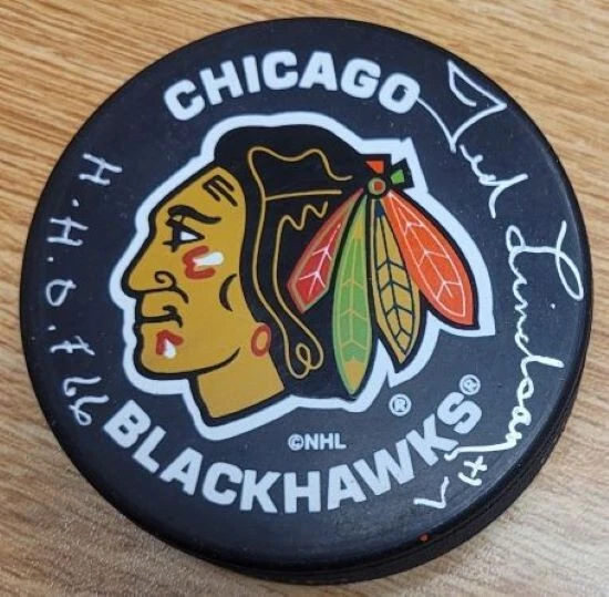 Хоккейная шайба с автографом TED LINDSAY HHOF 66 Chicago Blackhawks - с сертификатом подлинности - Изображение 1 из 1