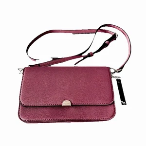Cartera Bandolera Pequeña Nine West Rouge 7.5"x 5.0" Con Correa de 4' Acentos Dorados Nueva Con Etiquetas - Imagen 1 de 4