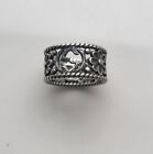 Gucci Ring With Interlocking G  Size 9 Excellent Condition