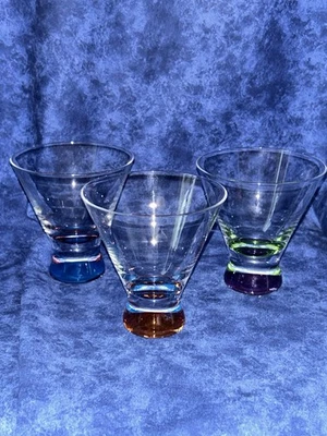 Juego de 3 vasos de Martini vintage sin tallo - azul, verde, naranja y púrpura Foto 1 de 4