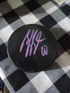 Brandon Saad Signed Blank Puck Vegas Golden Knights - Picture 1 of 1