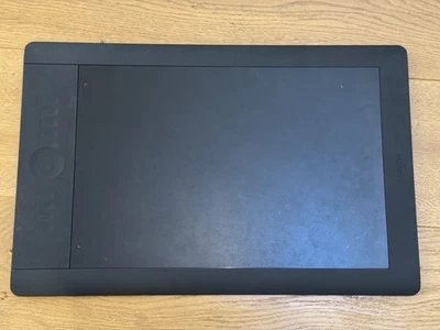 Wacom PTH-850 Intuos Pro großes Grafiktablett - nur Tablet inklusive WLAN - Bild 1 von 4