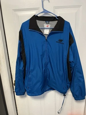 Cortavientos New Balance vintage para hombre talla grande  Foto 1 de 4