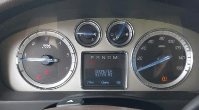Escalade ESV 2013-2014 OE velocímetro calibre grupo 91 k millas Cadillac Foto 1 de 4