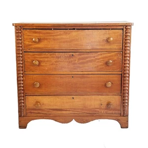 Antique Country Pine Chest of Drawers with Bobbin Detail, 19th Century - Picture 1 of 8