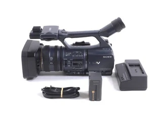Sony HDR-FX1000 NTSC 3CMOS HDV Mini-DV Video Camcorder - Picture 1 of 7