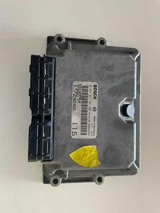 55188214 CENTRALINA MOTORE BOSCH FIAT Stilo Berlina 1.9 JTD 85KW ANNO 2003 02810 - Imagen 1 de 4