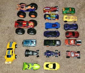 Konvolut 19 Hot Wheels lose - siehe Fotos - verschiedene Zustände - auch andere Marken - Bild 1 von 12