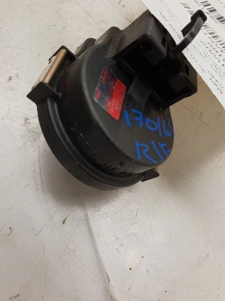 01 02 03 04 05 06 雷克萨斯 LS430 吸收器控制执行器 89241-30040 — 第 1/4 张图片