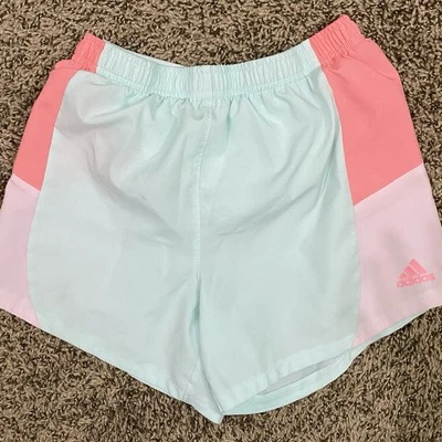 Pantalones cortos grandes Adidas para niñas Foto 1 de 4