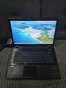 K1037 Clevo  P370SM i7 2.70GHz 8GB Ram 256gb Ssd + 720gb CAD Laptop 2x Gtx 765m - Picture 1 of 17