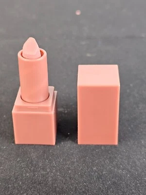 HUDA BEAUTY Power Bullet Matte Lipstick “interview”  3g / 0.1 Oz NEW Authentic - Image 1 of 2