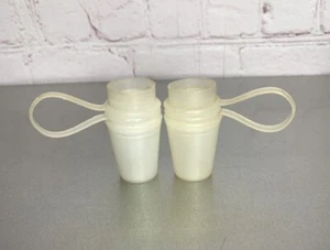 Mini agitador de viaje vintage con tapa abatible para sal y pimienta Rubbermaid - Imagen 1 de 8