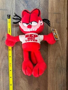 Garfield Red Hot Lover Nanco 9" with tag - Picture 1 of 4