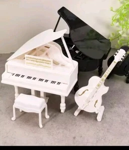 Dollhouse Miniature 1:12 Scale White Piano Musical Instrument Furniture W/Guitar - Picture 1 of 4