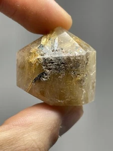 Natürlicher goldener Rutilquarz 24,7 g poliert TURM Kristall ätherisch heilend L6 - Bild 1 von 12