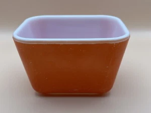 Vintage PYREX Small Red Refrigerator Dish 501. No Lid. - Picture 1 of 3
