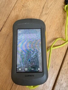 Garmin Montana 600 Handheld GPS Unit with Nautical Map FR UK HL - Picture 1 of 4