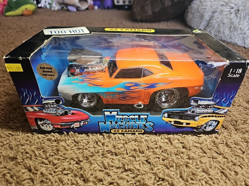 Vintage Muscle Machines 1969 Chevy Camero Orange With Blue Flames 1:18 Scale NEW - Image 1 of 4