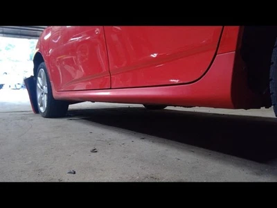 Moldura de panel basculante izquierdo MATRIX 2009-2013 1678789 Foto 1 de 4