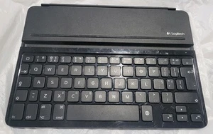 Logitech Cover Tastiera Magnetica Ultrasottile i5 per iPad Air - Foto 1 di 5