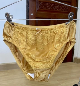 VTG Silky Golden Yellow Panty Slippery Polyester Bikini Nylon Lace Brief Sz.7~8 - Picture 1 of 22