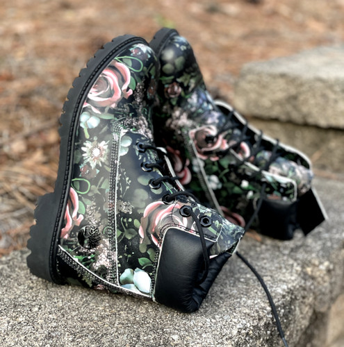 Stivali da donna Timberland taglia 6 5 Heritage 6 pollici floreali nabuk stringati impermeabili neri