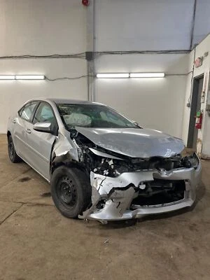 Б/у передний правый нижний нижний рычаг управления передний подходит: 2015 Toyota Corolla передний R - Изображение 1 из 4