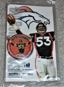 NFL DENVER BRONCOS BILL ROMANOWSKI LAPEL HAT PIN VINTAGE NEW IN PACKAGE - E5 - Picture 1 of 2