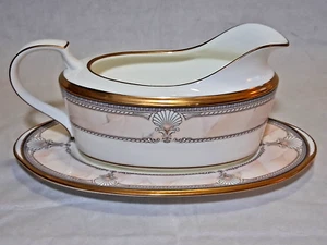 Noritake Pacific Majesty Gravy Boat & Under Plate Japan Pink Shells Bone China - Picture 1 of 4