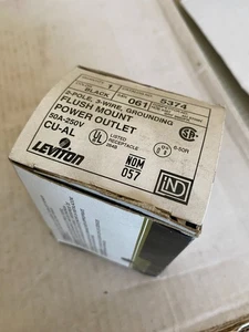 NOB Leviton 5374 50A-250V flush mount power outlet - Picture 1 of 5