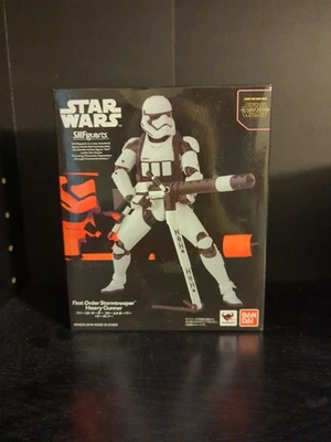 Bandai S.H. Figuarts Star Wars First Order Stormtrooper Heavy Gunner *Authentic* - Image 1 of 2