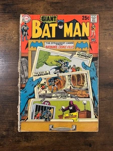Batman #218 DC Comics (1970) Low Grade Back Cover Detached Joe Kubert Bronze Age - Picture 1 of 10