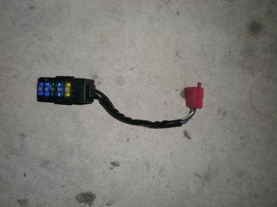 Honda VF 1100 C V65 1983 caja de fusibles Magna Foto 1 de 1