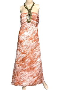 Vestido largo de seda con cuentas halter pasarela vintage colección Monique Lhuillier 8 - Imagen 1 de 5