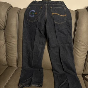 Coogi Unisex Kids Dark Blue Wash Embroidered Lettered Pocket Denim Jeans Size 20 - Picture 1 of 6