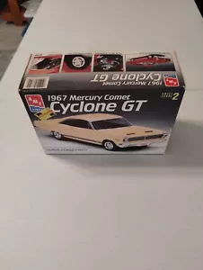 Kit modelo techo rígido Mercury Comet 1967 Amt/Ertl. - Imagen 1 de 5