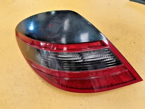 2007 MERCEDES R171 SLK 350 N/S LEFT REAR LIGHT OEM GENUINE - Picture 1 of 7