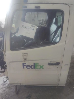 HINO 268 2005-2021 DOOR ASSEMBLY FRONT 3802720 - Изображение 1 из 4