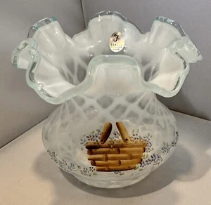 Longaberger Fenton 2004 Vase 4.4 in signed By George Fenton  - Picture 1 of 10